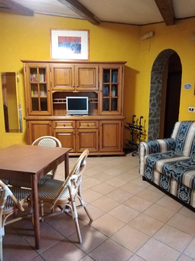 Appartamento Fiordaliso Montale  Екстер'єр фото